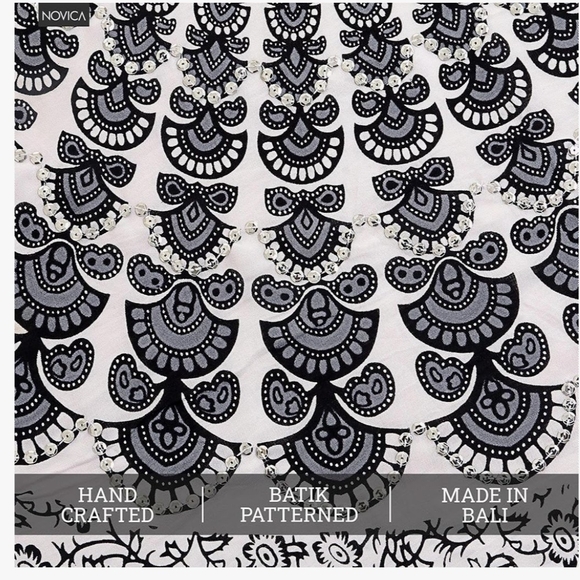 Elegant Black and White Sarong Swimwear - Picture 4 of 7